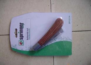 园林工具全解析 花园刀、嫁接刀与园艺剪的专业指南